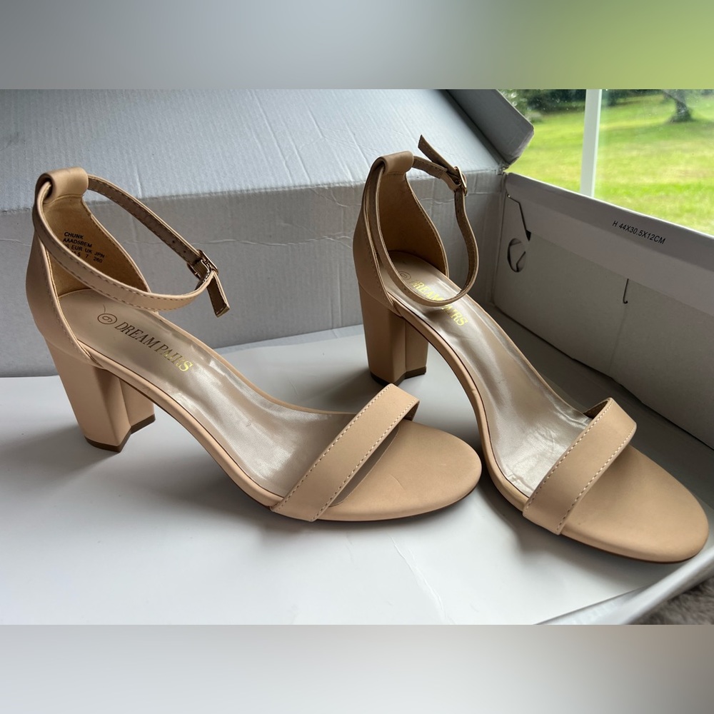Nude heels from DreamPairs